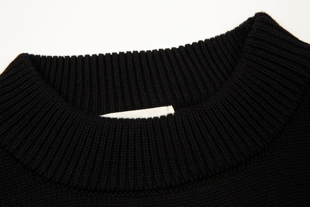 'Heart' - Sweater Black